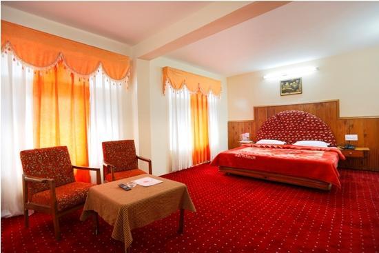 Hotel Mohan Palace Manali  Exterior photo